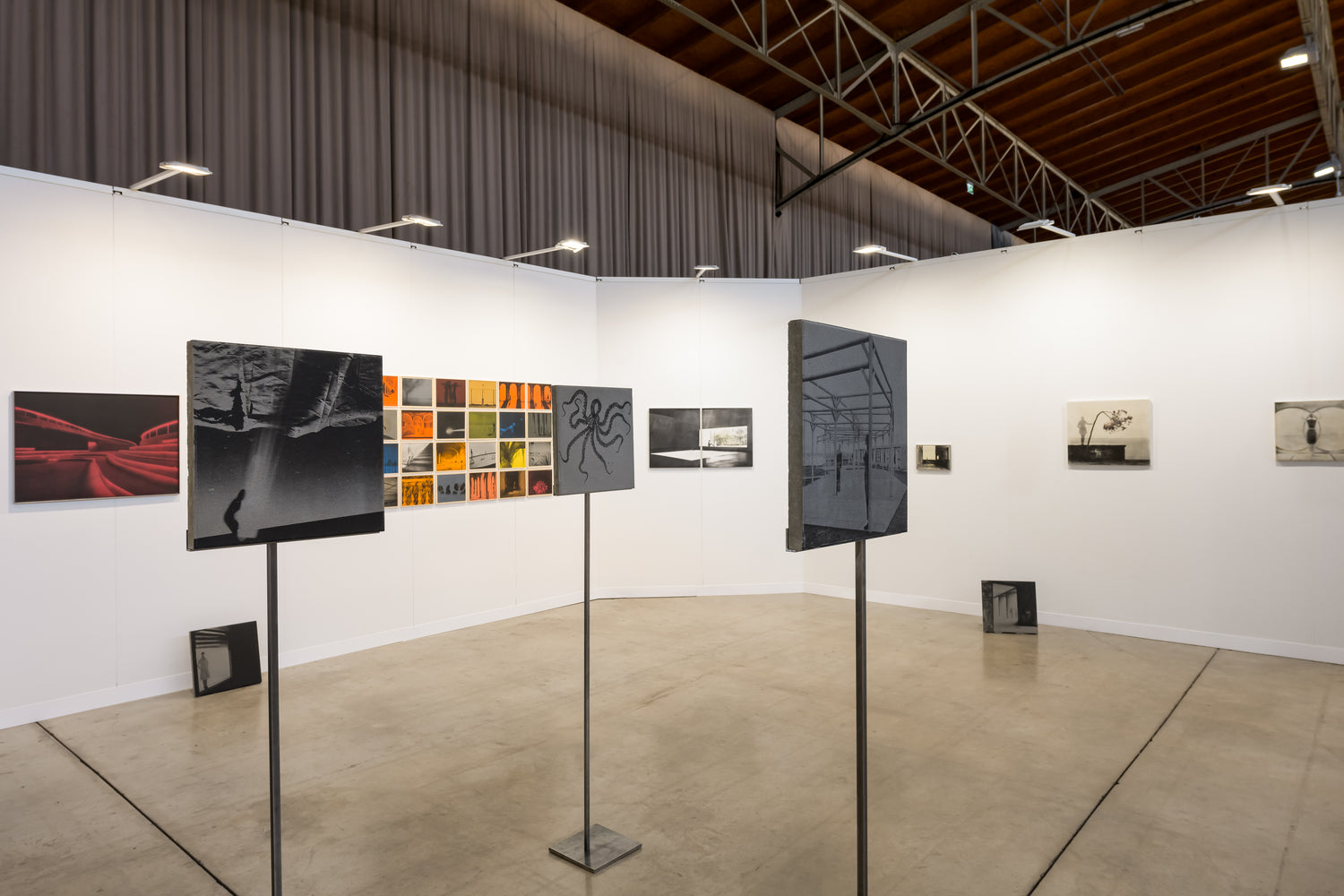 Birgit Graschopf - Federleicht 08 (ID 1741) - Galerie Rudolf Leeb
